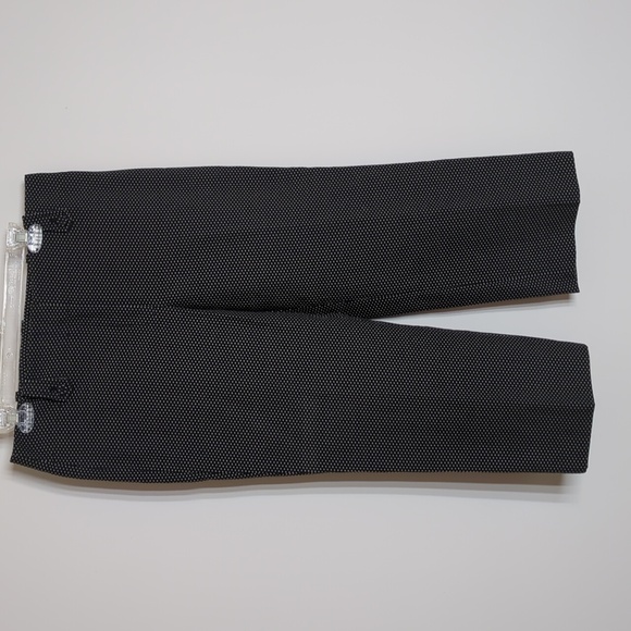 Ann Taylor MARGO Capri Pant Black Small White Dot Print Classic Timeless Size 8 - Picture 2 of 8